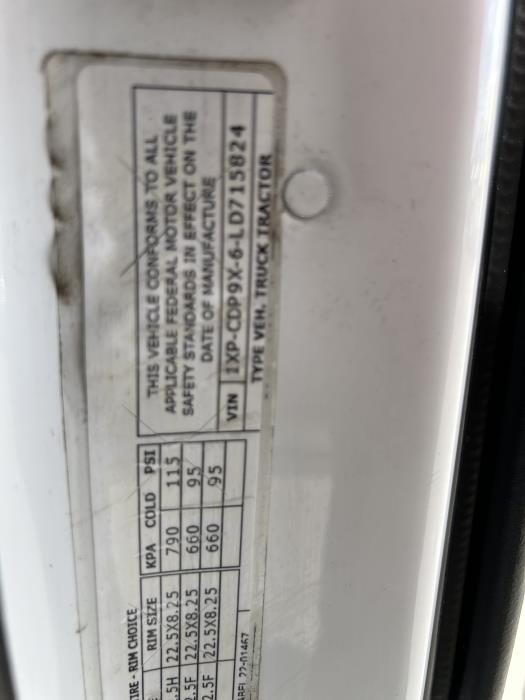 2020 Peterbilt 567-27