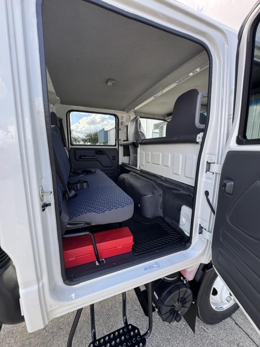 2026 Isuzu NPR-HD-18