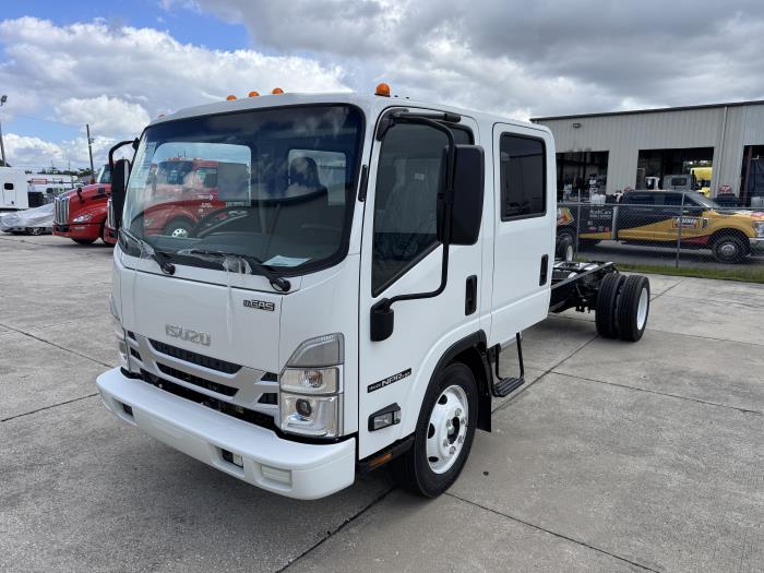2026 Isuzu NPR-HD-1