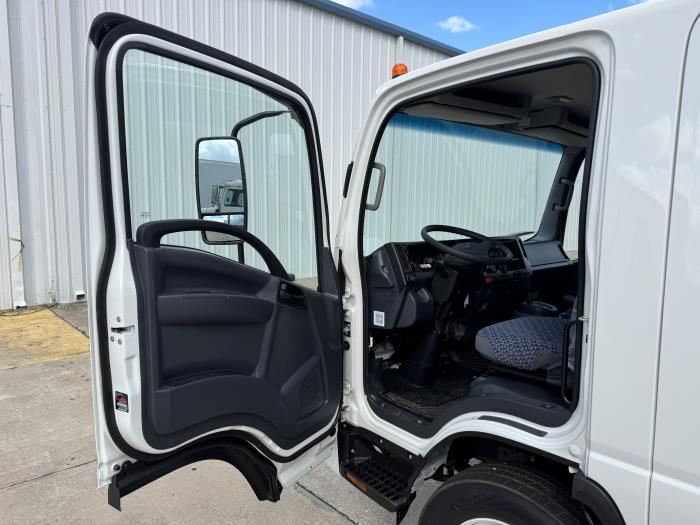 2026 Isuzu NPR-HD-11