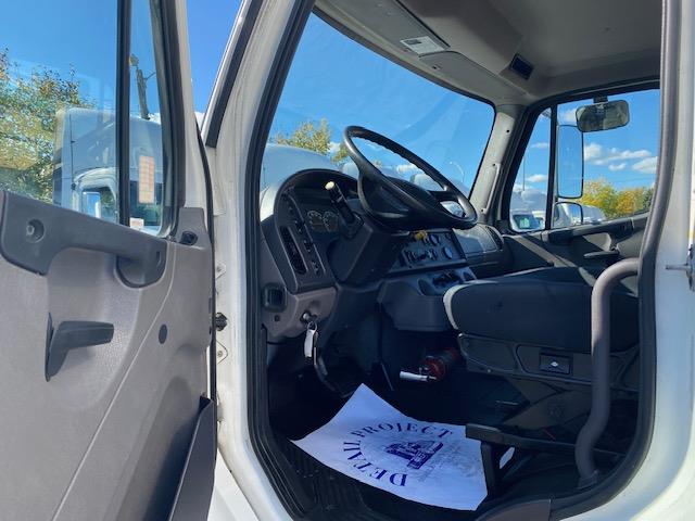 2019 Freightliner Business Class M2 106-17 2019 Freightliner Business Class M2 106-17