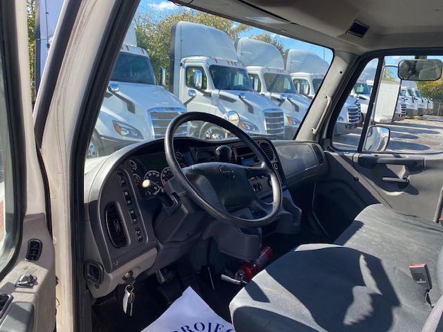 2019 Freightliner Business Class M2 106-18 2019 Freightliner Business Class M2 106-18