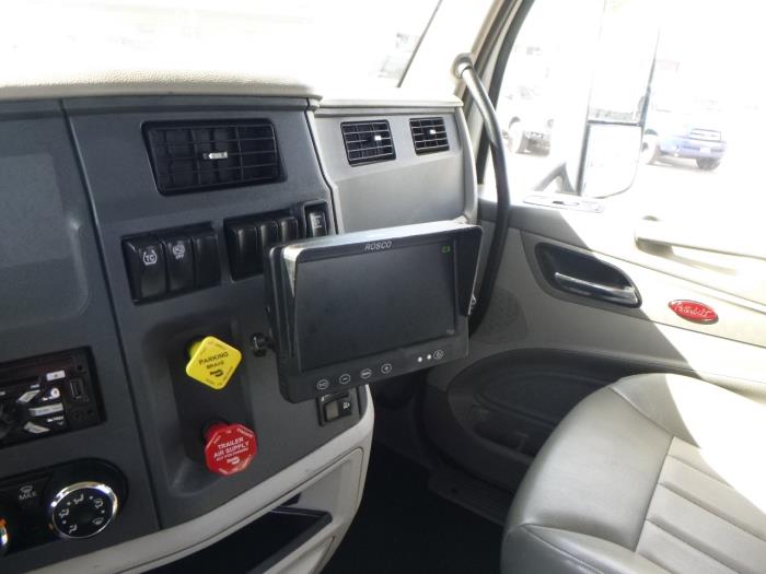 2019 Peterbilt 579-19