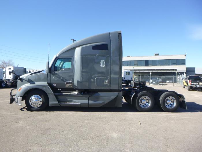 2023 Kenworth T680-8