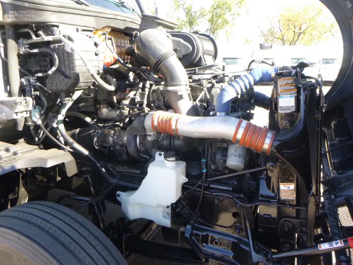 2023 Kenworth T680-10