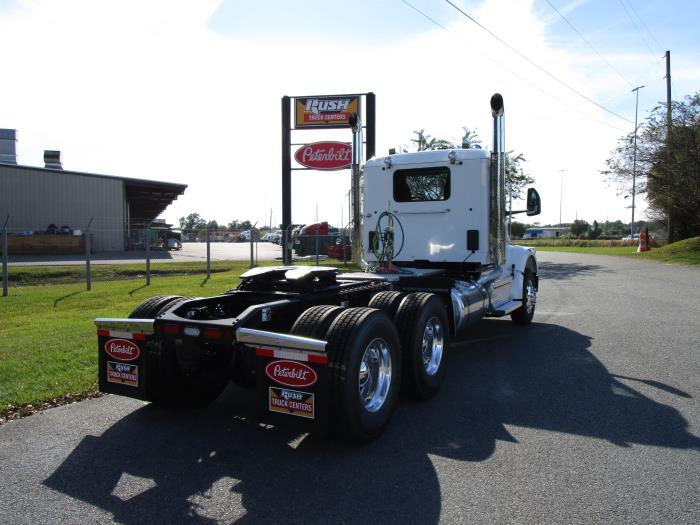 2026 Peterbilt 567-8