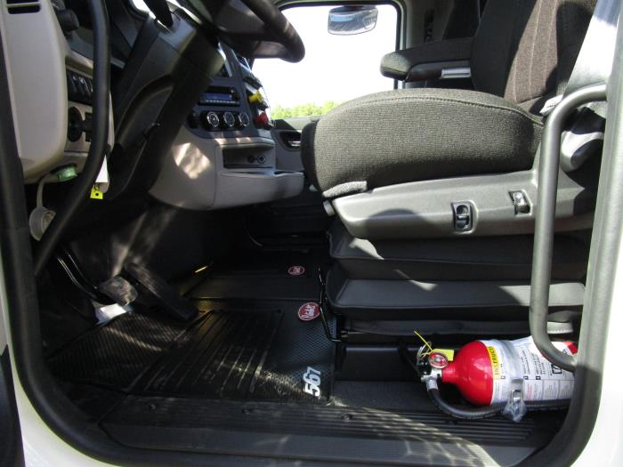 2026 Peterbilt 567-16