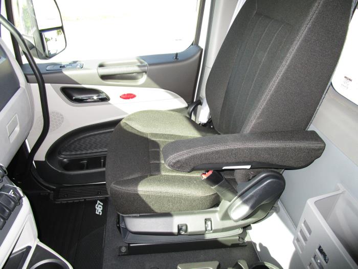 2026 Peterbilt 567-21