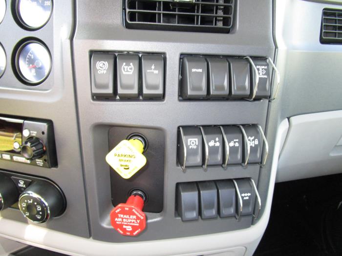 2026 Peterbilt 567-25