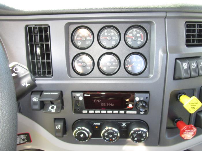 2026 Peterbilt 567-26