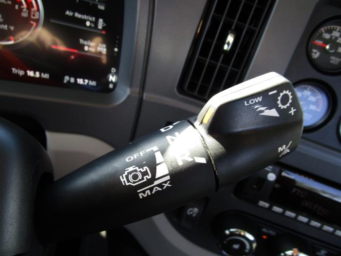 2026 Peterbilt 567-33