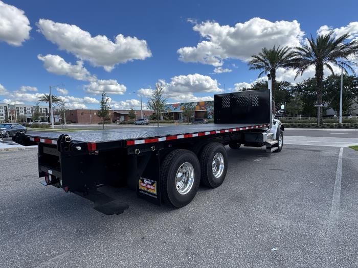 2026 Peterbilt 548-5