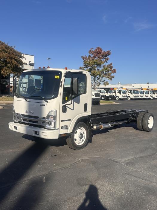 2026 Isuzu NPR-HD-1