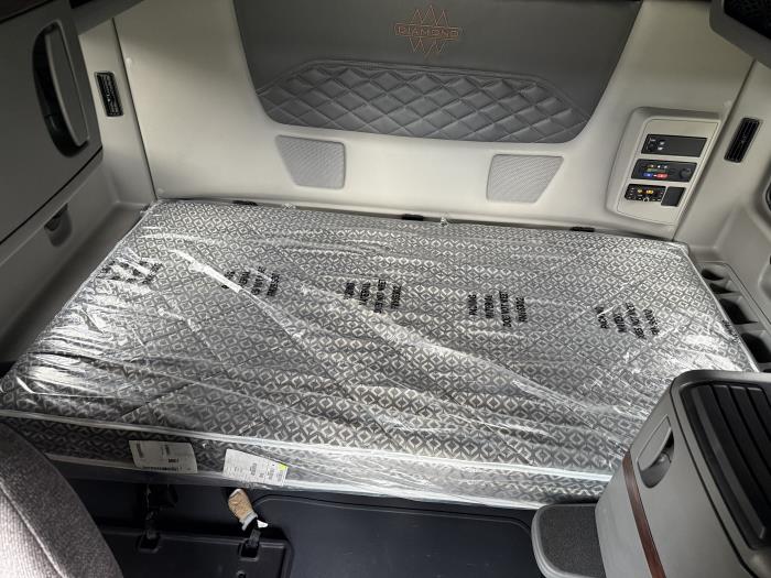 2026 International LT625-14