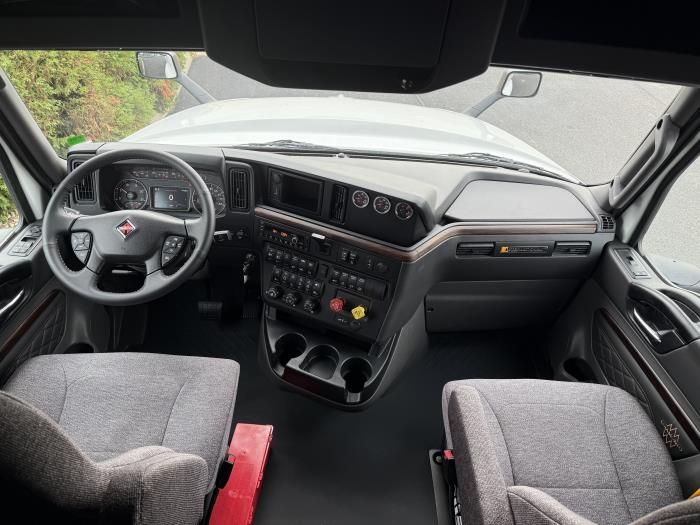 2026 International LT625-17