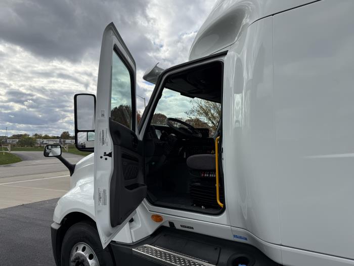 2026 International LT625-6