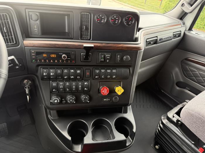 2026 International LT625-9