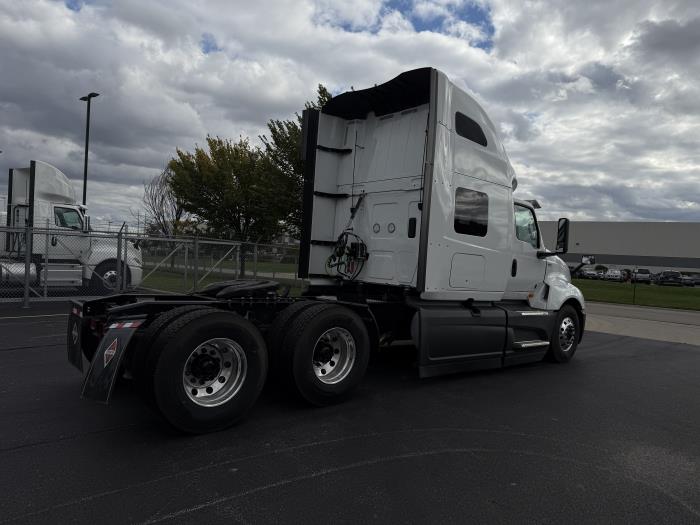 2026 International LT625-4