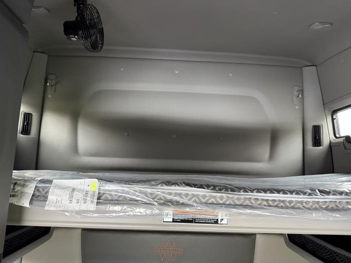 2026 International LT625-16