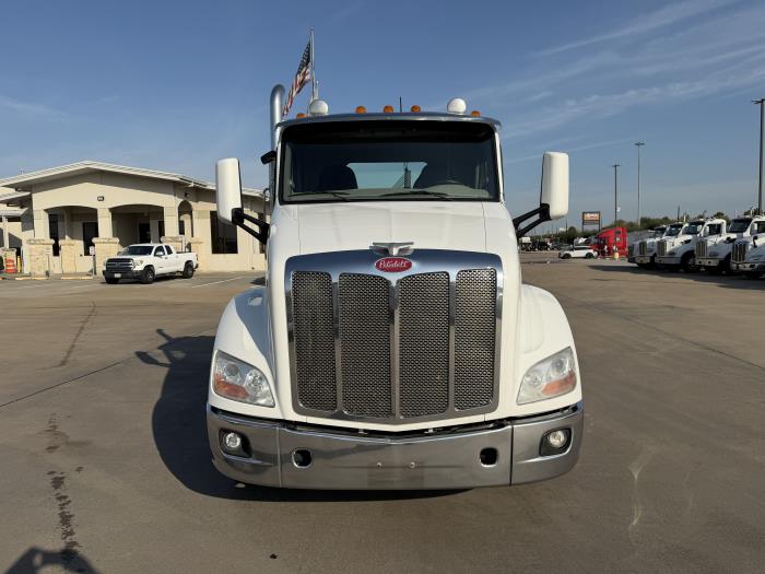 2019 Peterbilt 579-8