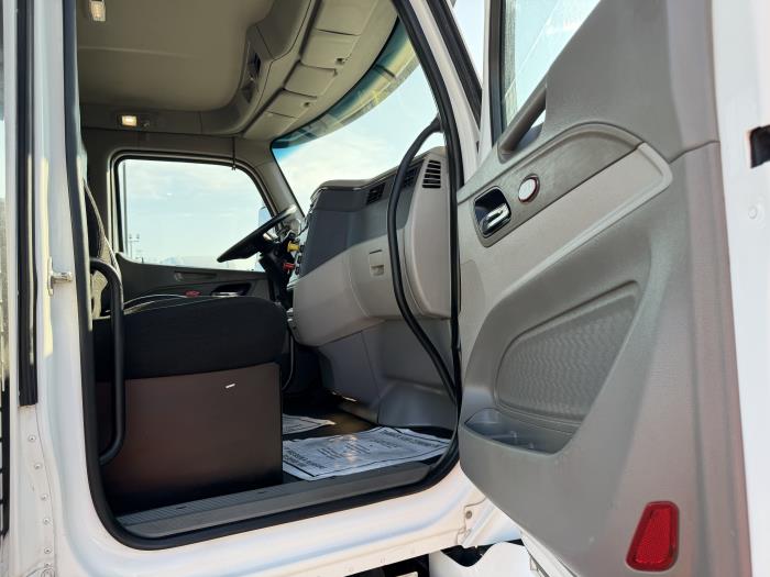 2019 Peterbilt 579-21