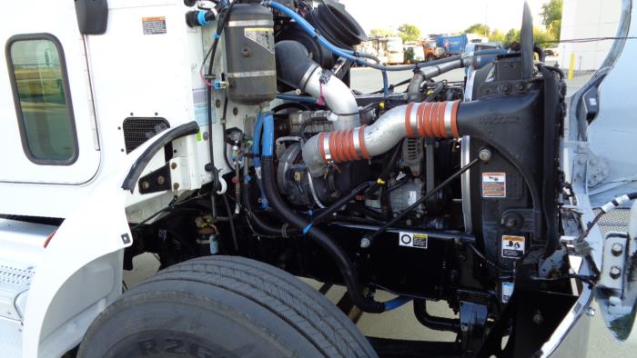 2021 Peterbilt 337-17