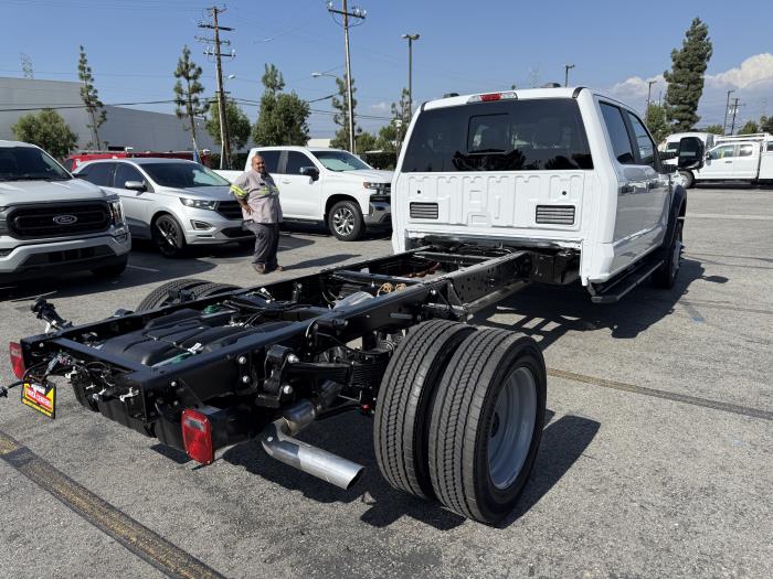 2026 Ford F-550-4