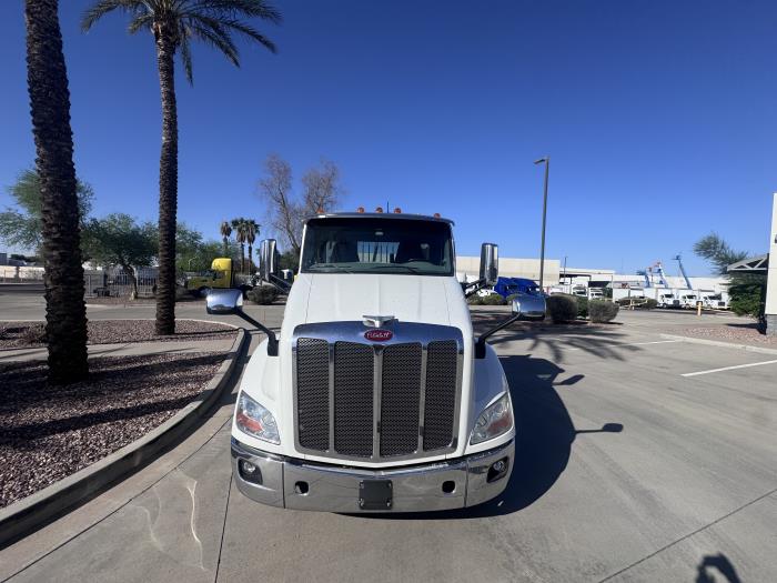 2020 Peterbilt 579-3