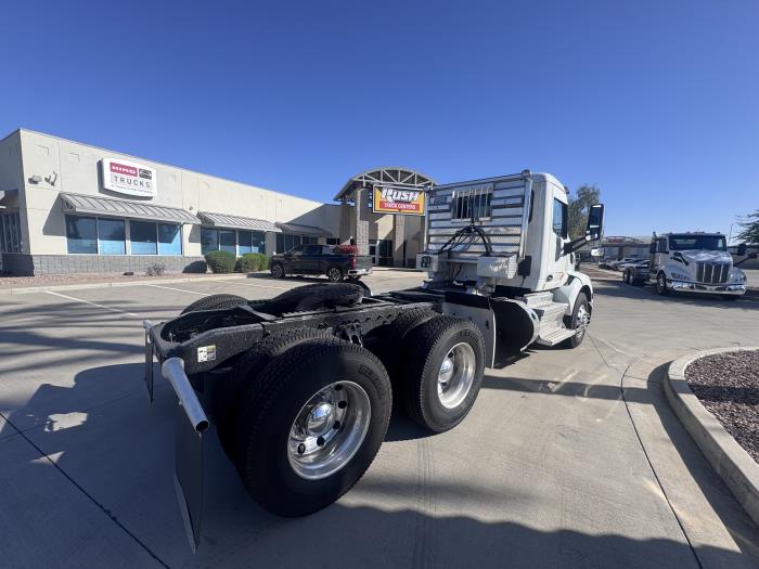 2020 Peterbilt 579-6
