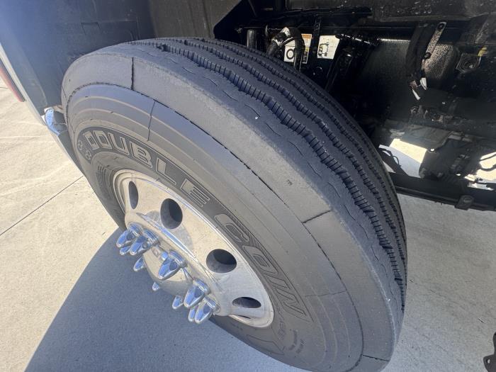 2020 Peterbilt 579-11