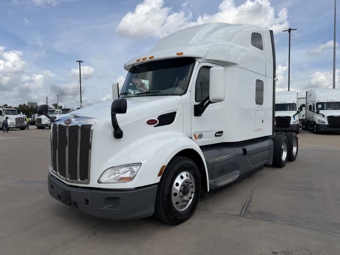 2021 Peterbilt 579-1