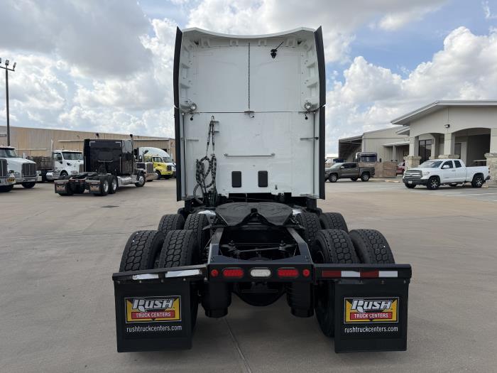 2021 Peterbilt 579-4