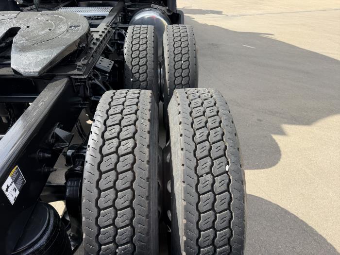 2021 Peterbilt 579-11