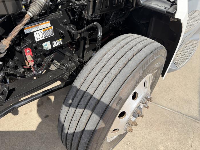 2021 Peterbilt 579-18