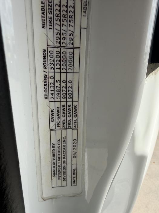 2021 Peterbilt 579-26