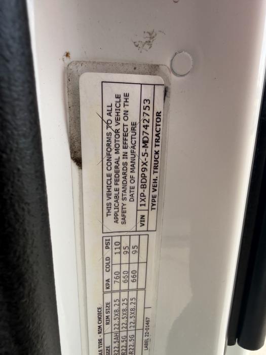 2021 Peterbilt 579-27