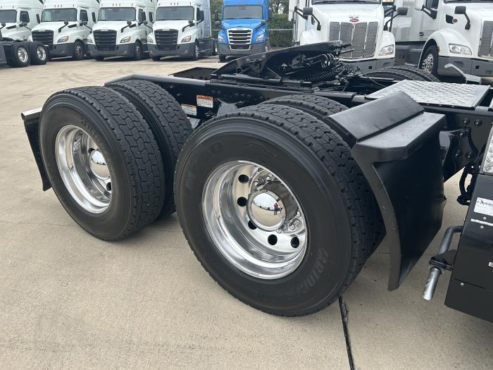 2021 Freightliner Cascadia-18 2021 Freightliner Cascadia-18