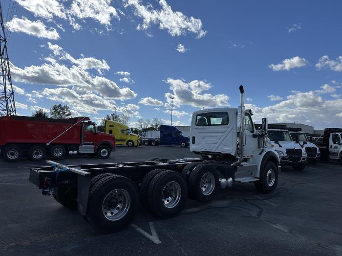 2026 International HX620-4