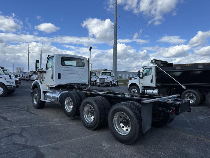 2026 International HX620-6