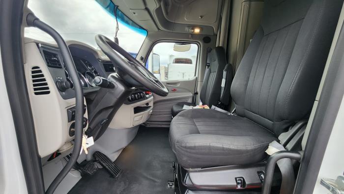 2022 Peterbilt 579-11