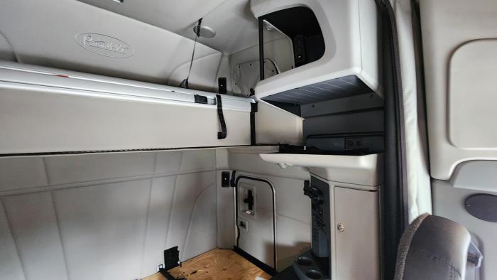 2022 Peterbilt 579-14