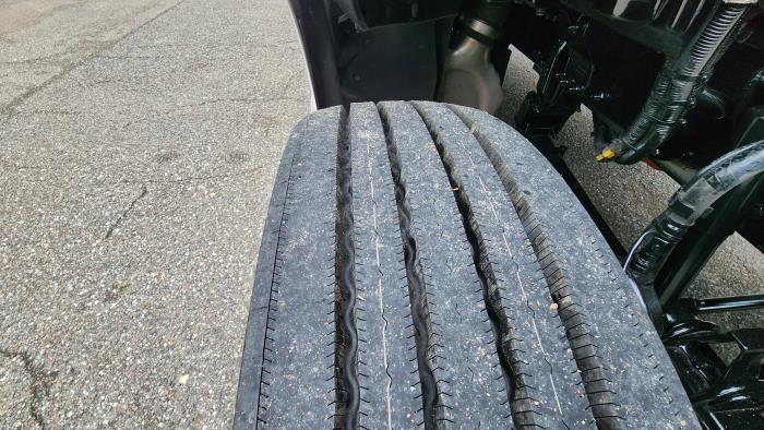 2022 Peterbilt 579-26