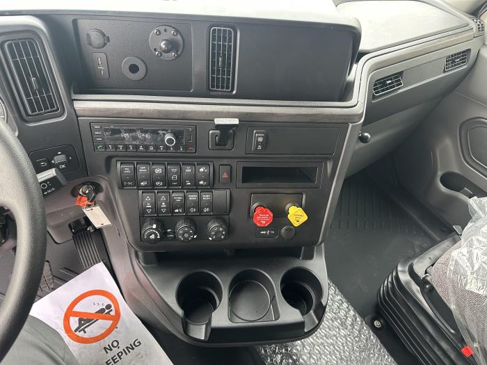 2026 International LT625-11