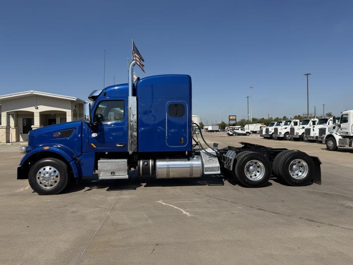 2020 Peterbilt 567-2