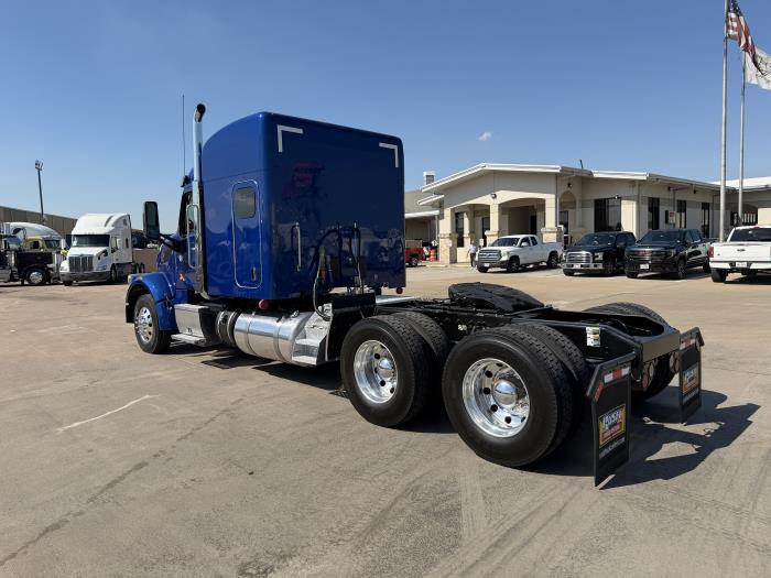 2020 Peterbilt 567-3