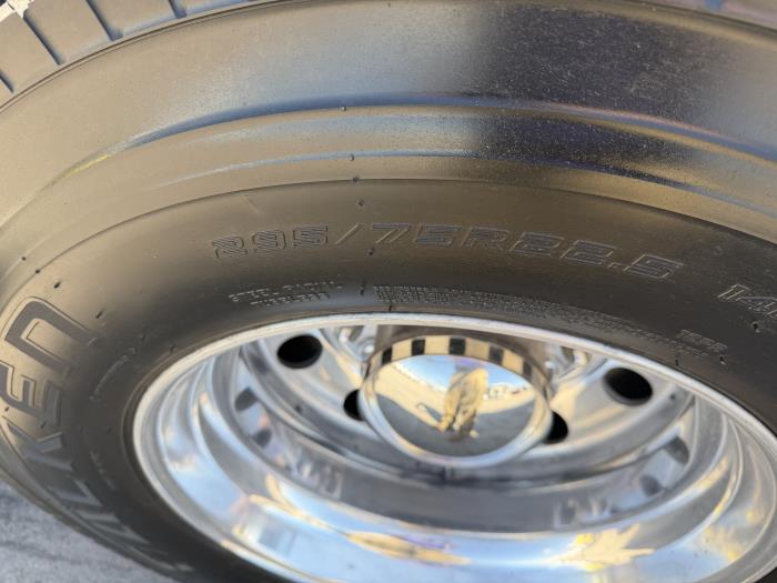 2020 Peterbilt 567-9