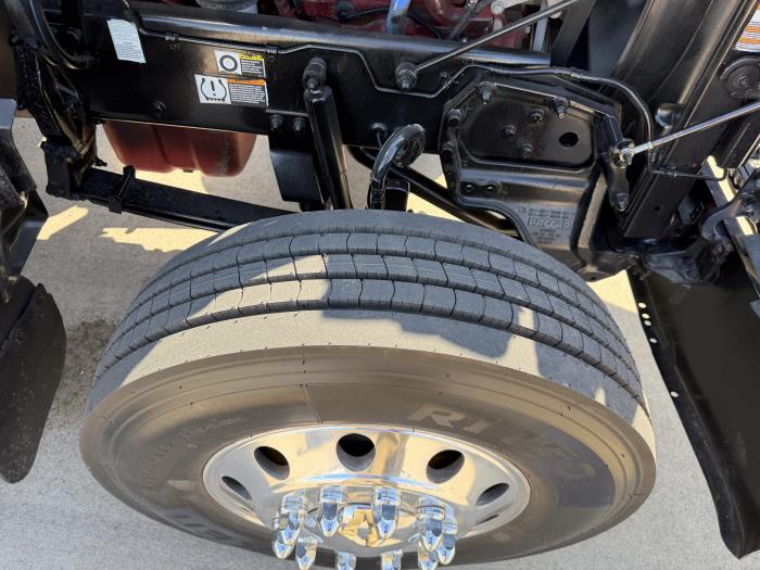 2020 Peterbilt 567-21