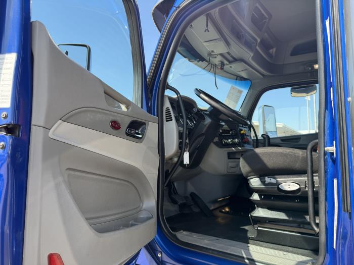 2020 Peterbilt 567-24