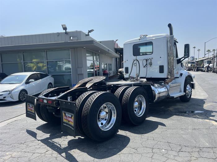 2020 Peterbilt 567-5