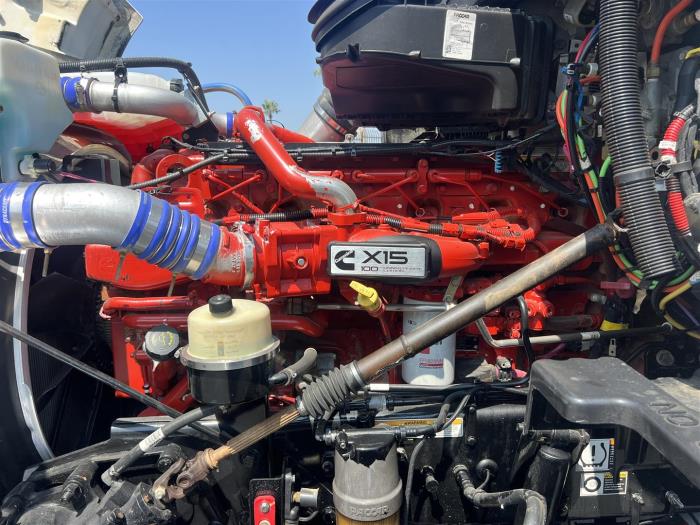 2020 Peterbilt 567-10